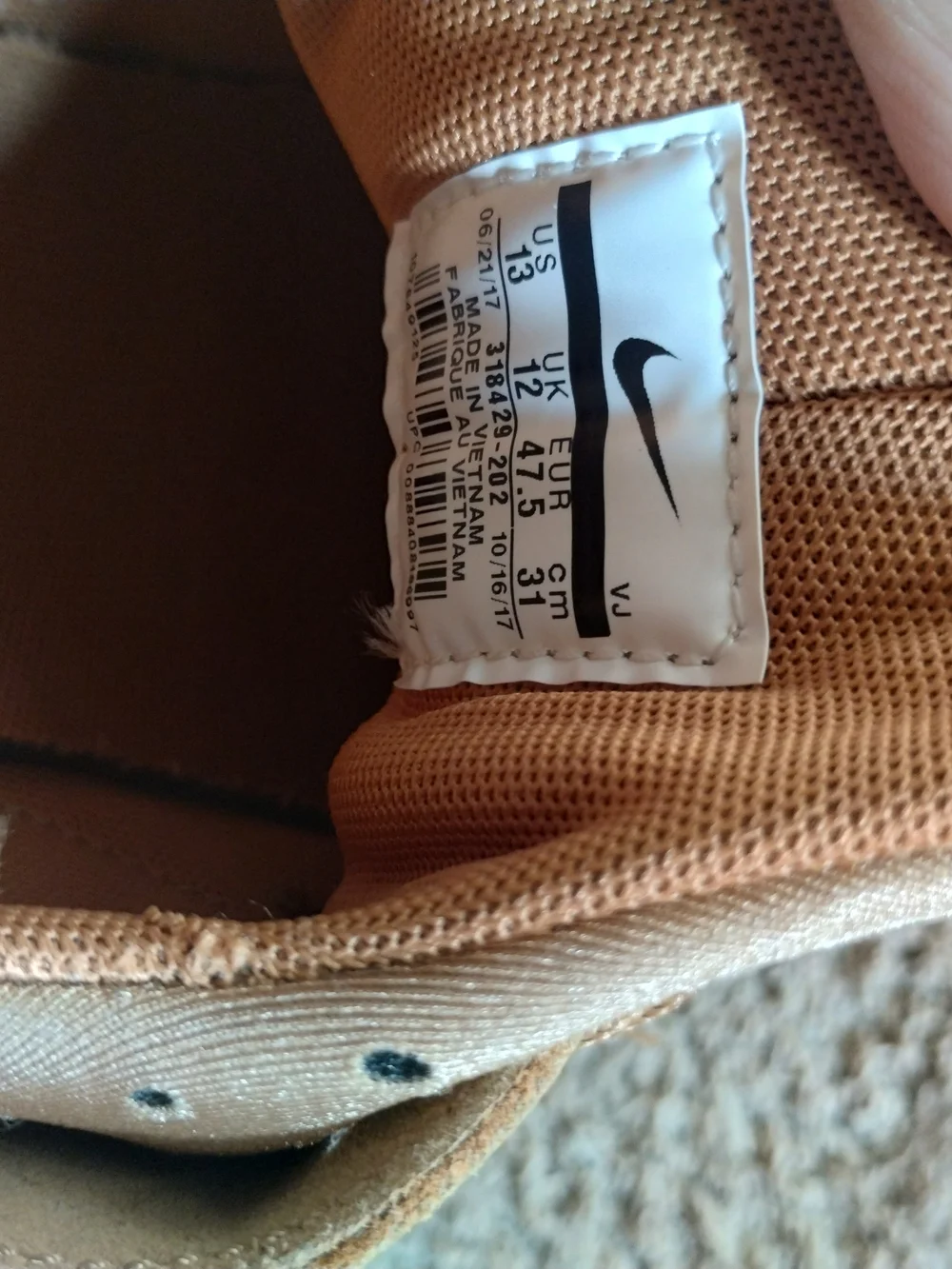 Nike Air Men's Tan  Sneakers - Branded Casual Runner Sz 13